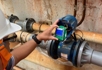 Thay thế và lắp đặt màn hình cho đồng hồ đo lưu lượng Arkon tại nhà máy thép