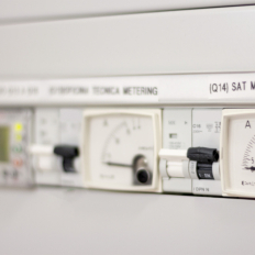 Analogue instruments