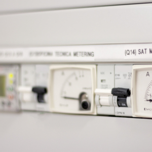 Analogue instruments